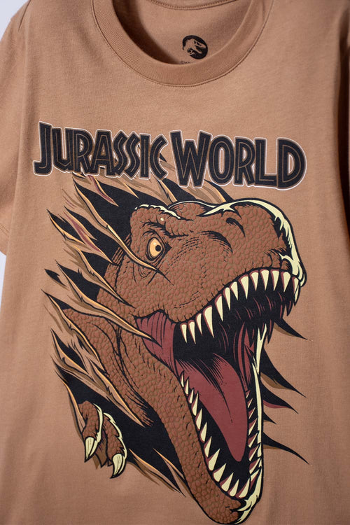 Card slide image -  CAMISETA DE JURASSIC WORLD CAFÉ ESTAMPADA EN FRENTE PARA NIÑO