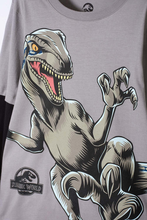 Card slide image -  CAMISETA DE JURASSIC WORLD GRIS Y NEGRA DOBLE MANGA PARA NIÑO