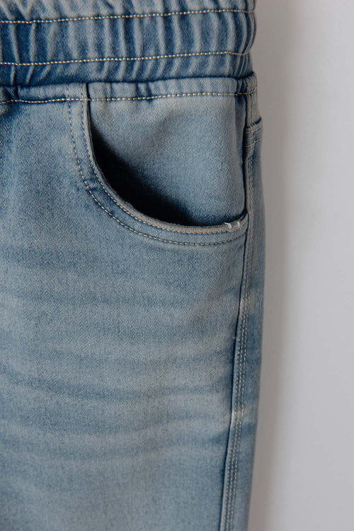 Card slide image -  JOGGER DE MIC CON CORDÓN PARA NIÑO