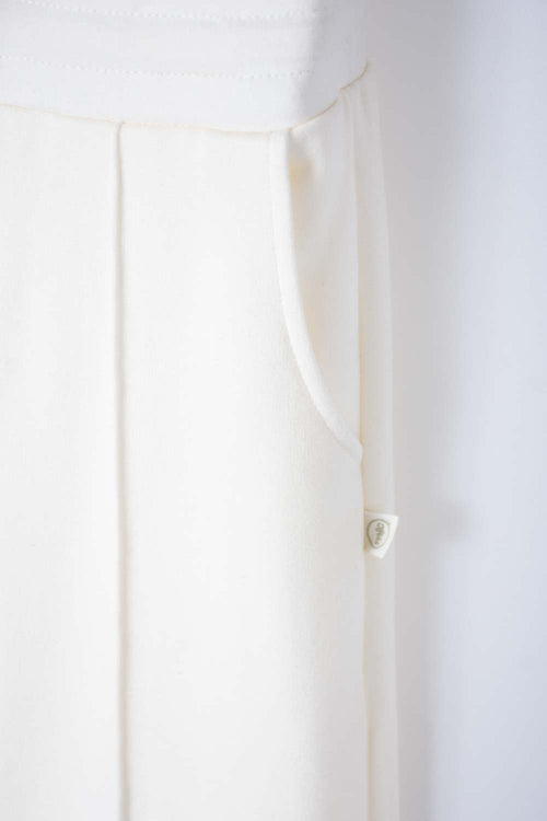 Card slide image -  JOGGER MIC CON CORDÓN MARFIL PARA NIÑA