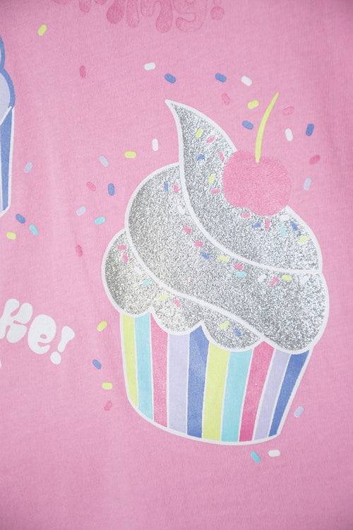 Card slide image -  CAMISETA MIC ROSADA DE DISEÑO CLÁSICO PARA NIÑA