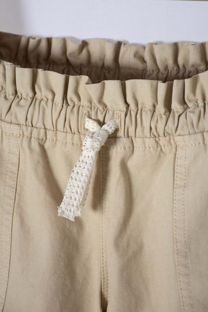 SHORT DE LITTLEMIC CON CORDÓN CAQUI PARA NIÑA 2T A 5T