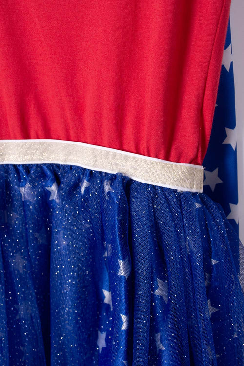 VESTIDO DE WONDER WOMAN CON CAPA DE ESTRELLAS REMOVIBLE PARA NIÑA