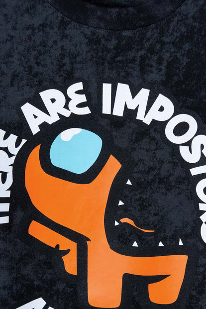 CAMISETA DE AMONG US GRIS ESTAMPADA PARA NIÑO