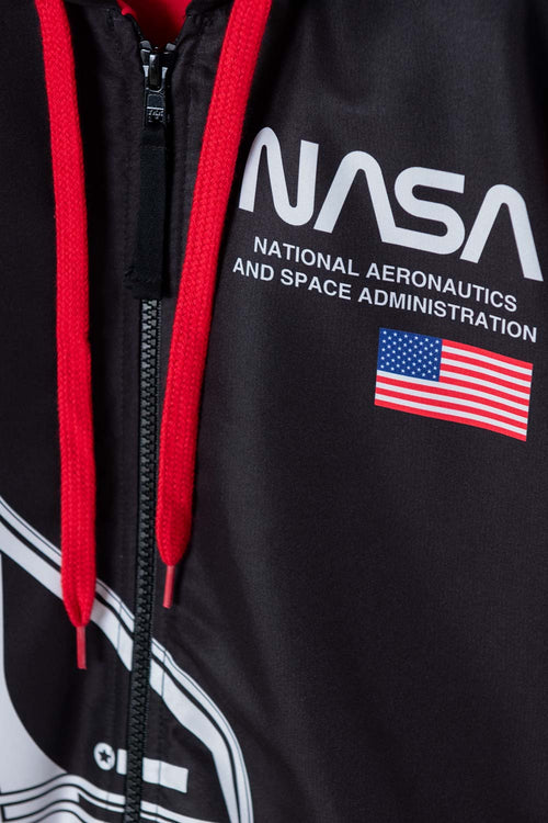 CHAQUETA DE LA NASA CON CAPUCHA NEGRA Y ROJA PARA NIÑO