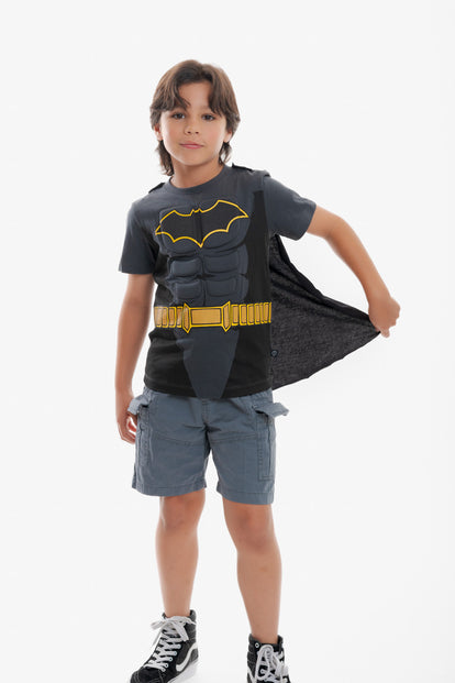 CAMISETA DE BATMAN CON CAPA GRIS Y NEGRO PARA NIÑO