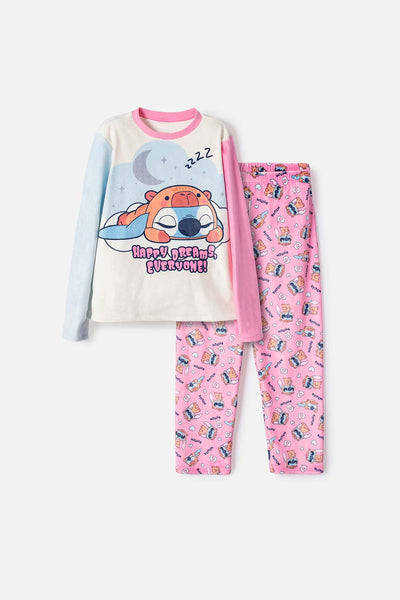 PIJAMA DE STITCH Y CAPYBARA MULTICOLOR PARA NIÑA
