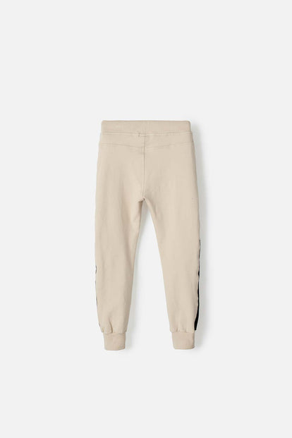 JOGGER MIC CON CINTURA AJUSTABLE CAQUI Y NEGRO PARA NIÑO