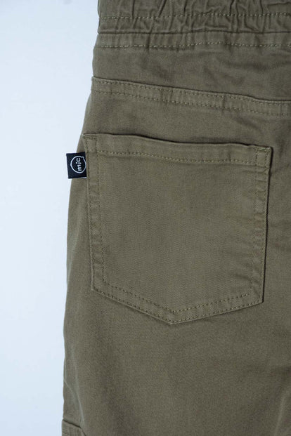 PANTALÓN DE MIC CON CORDÓN VERDE PARA NIÑO