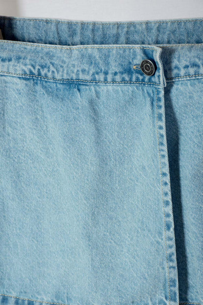 FALDA DE MIC CON BOLSILLOS AZUL PARA NIÑA