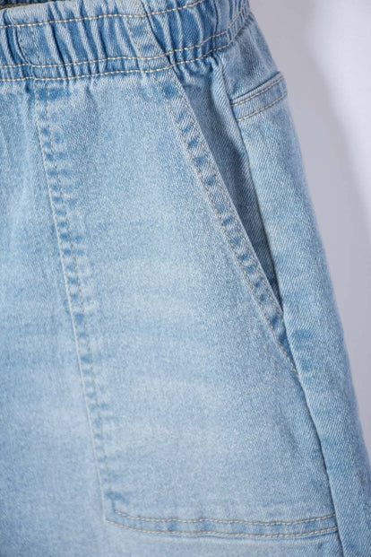 SHORT DE MIC CON CORDÓN AZUL PARA NIÑA