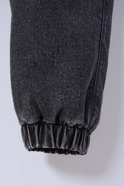 JOGGER DE MIC CON CORDON NEGRO PARA NIÑO