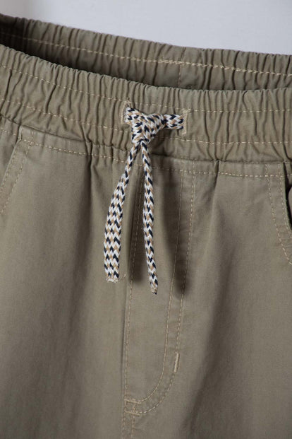 JOGGER DE MIC CON CORDON VERDE PARA NIÑO