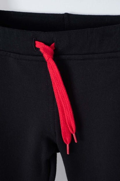  CONJUNTO DE CARS CON PANTALÓN ROJO Y NEGRO PARA NIÑO 2T A 5T