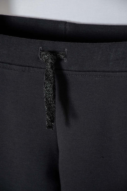 CONJUNTO DE LOS LOONEY TUNES CAQUI Y GRIS DE PANTALÓN CORTO PARA NIÑO 2T A 5T