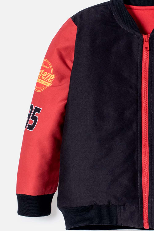 Card slide image -  CHAQUETA DE CARS CON CIERRE NEGRO Y ROJO PARA NIÑO 2T A 6T