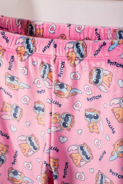 PIJAMA DE STITCH Y CAPYBARA PANTALÓN LARGO ROSADO PARA NIÑA 2T A 6T