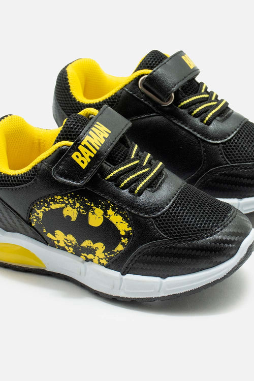 TENIS CON LUCES DE BATMAN NEGROS Y AMARILLOS PARA NIÑO
